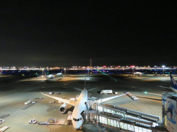 空港の夜景