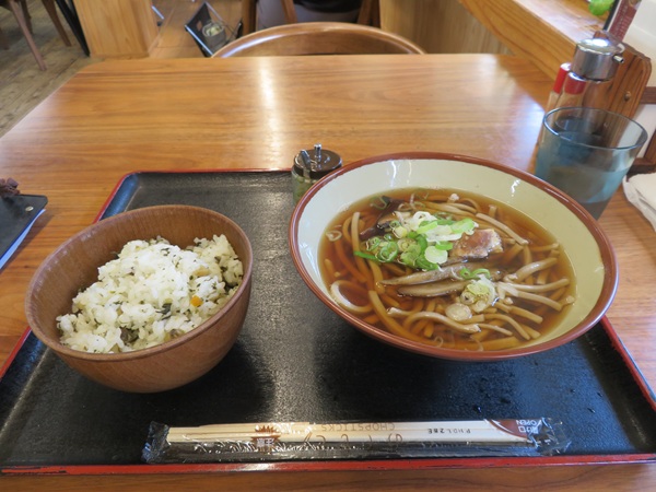 平家物産館で食べた食事